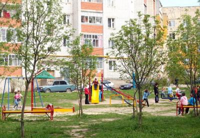 11 микрорайон, двор домов №46 и №47